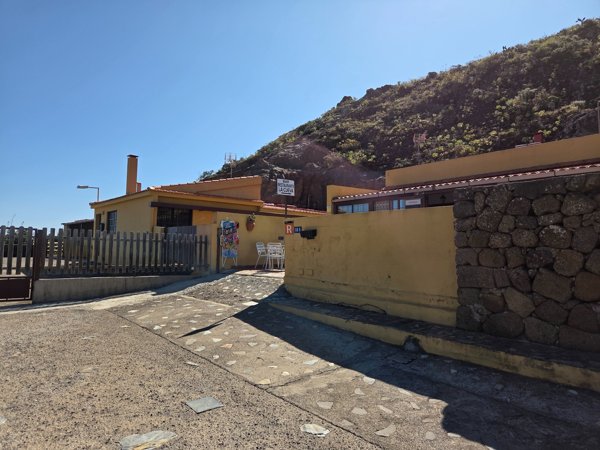 Restaurante La Cueva de Chinamada, construido en una antigua vivienda excavada en la roca.